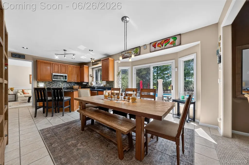 2619 Lambeth Park Rochester Hills City MI 48306