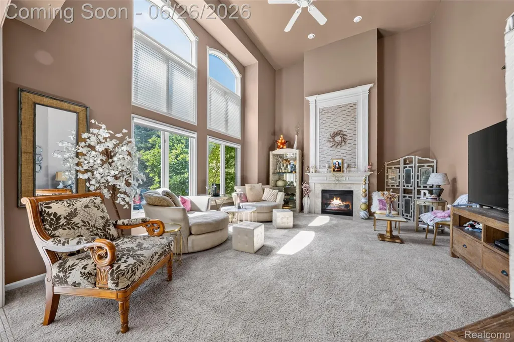 2619 Lambeth Park Rochester Hills City MI 48306