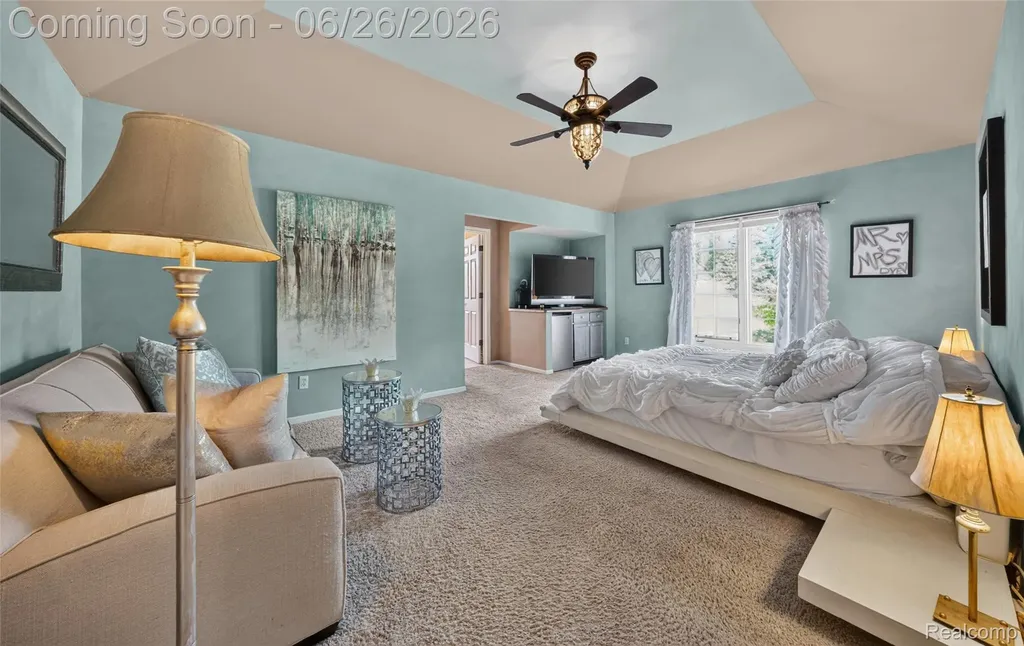 2619 Lambeth Park Rochester Hills City MI 48306