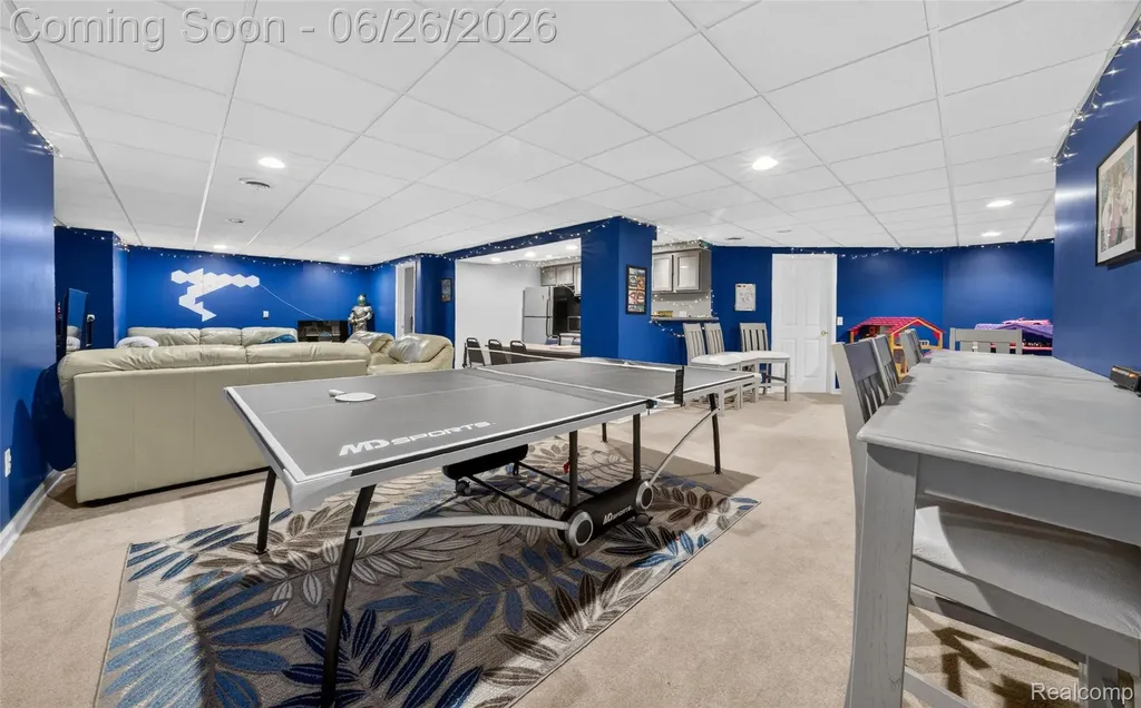 2619 Lambeth Park Rochester Hills City MI 48306