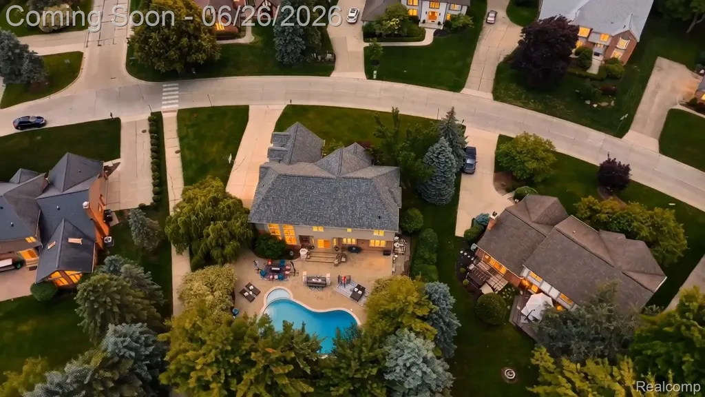 2619 Lambeth Park Rochester Hills City MI 48306