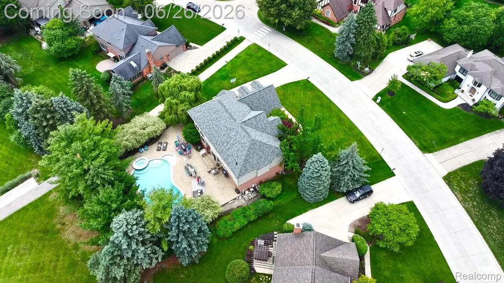 2619 Lambeth Park Rochester Hills City MI 48306