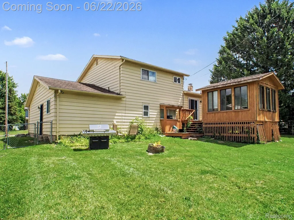 428 Carrie Drive Flushing City MI 48433