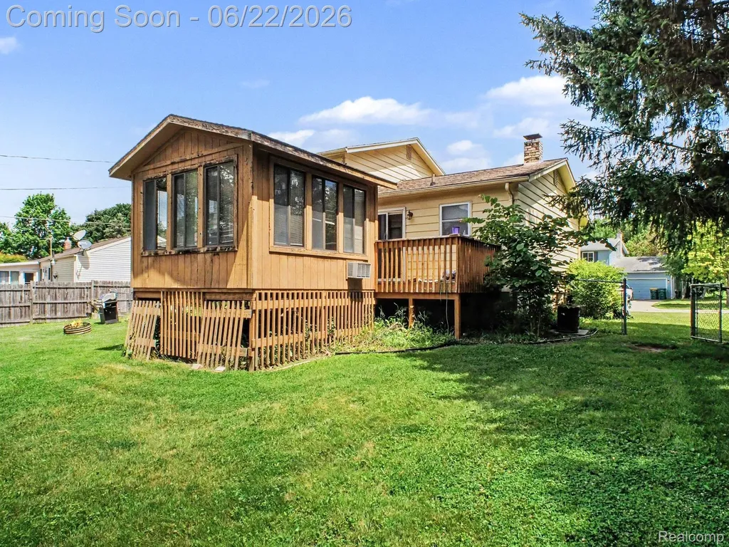 428 Carrie Drive Flushing City MI 48433