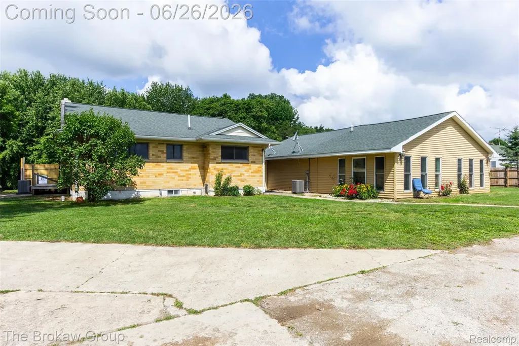 7272 N Lapeer Road Rich Township MI 48435