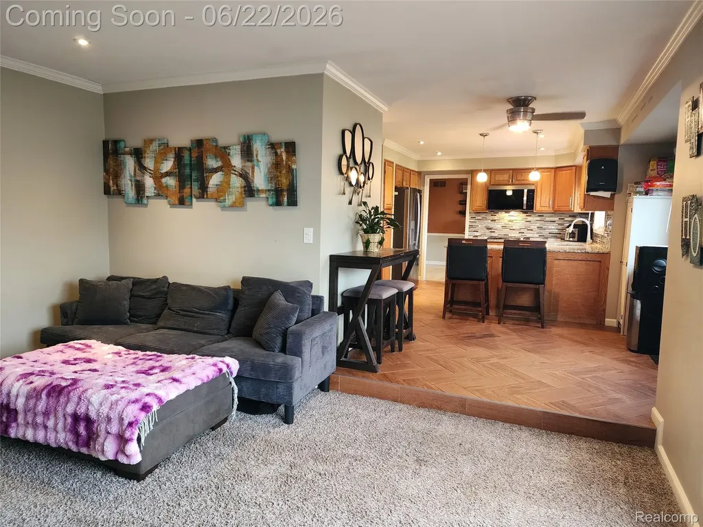 27336 Pierce Street Southfield City MI 48076