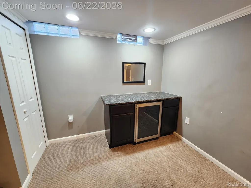 27336 Pierce Street Southfield City MI 48076