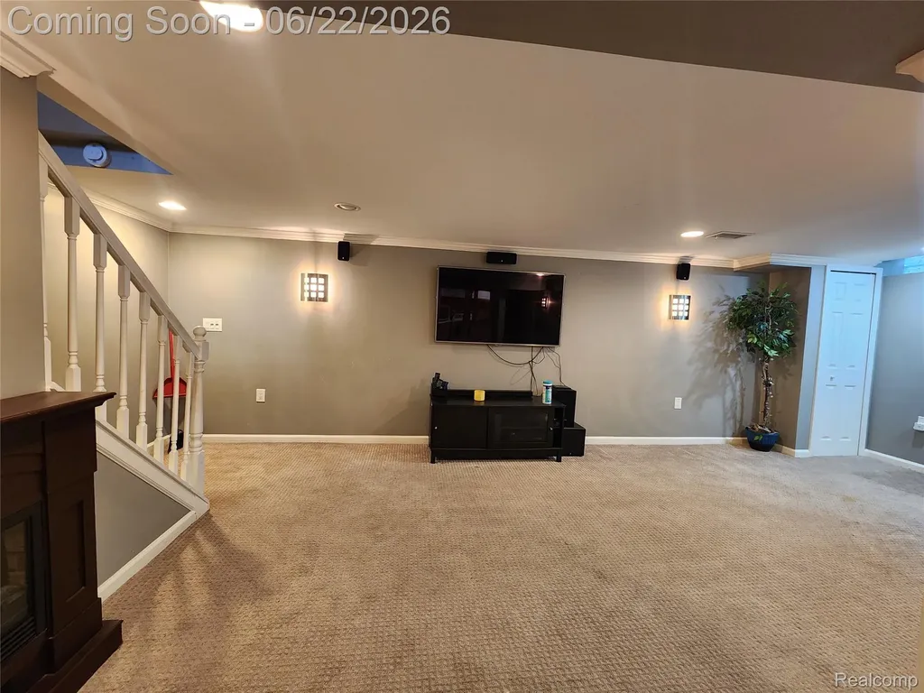 27336 Pierce Street Southfield City MI 48076