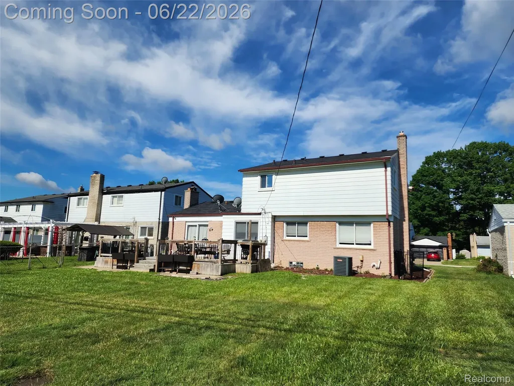 27336 Pierce Street Southfield City MI 48076