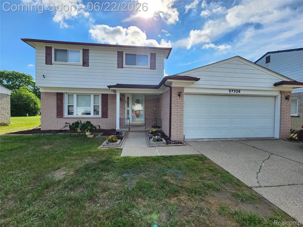 27336 Pierce Street Southfield City MI 48076