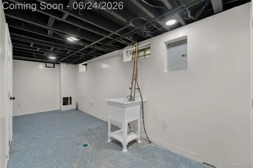 1538 Washington Avenue Lincoln Park City MI 48146