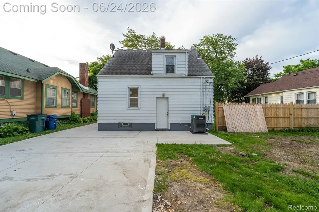 1538 Washington Avenue Lincoln Park City MI 48146
