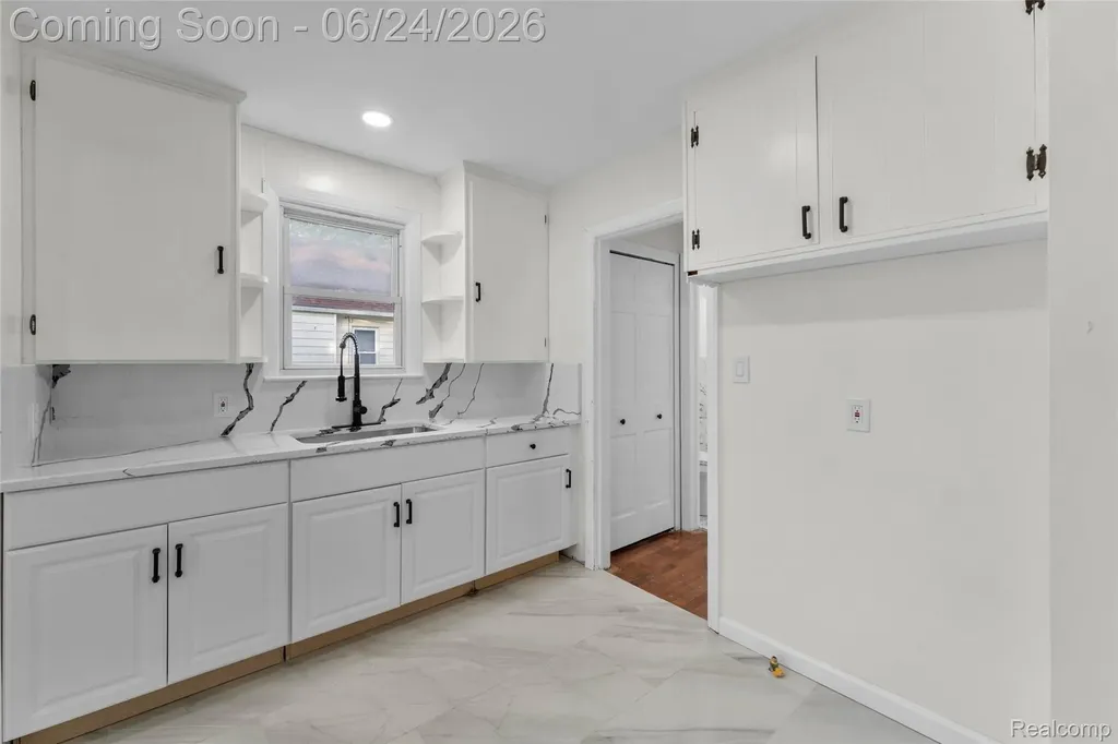 1538 Washington Avenue Lincoln Park City MI 48146