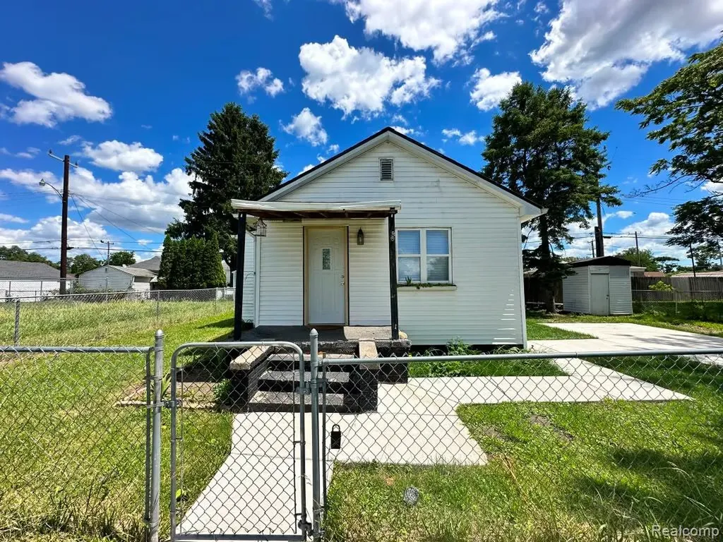 3441 S Edsel Street Detroit City MI 48217