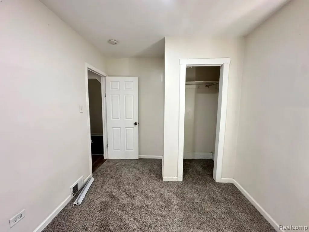 3441 S Edsel Street Detroit City MI 48217