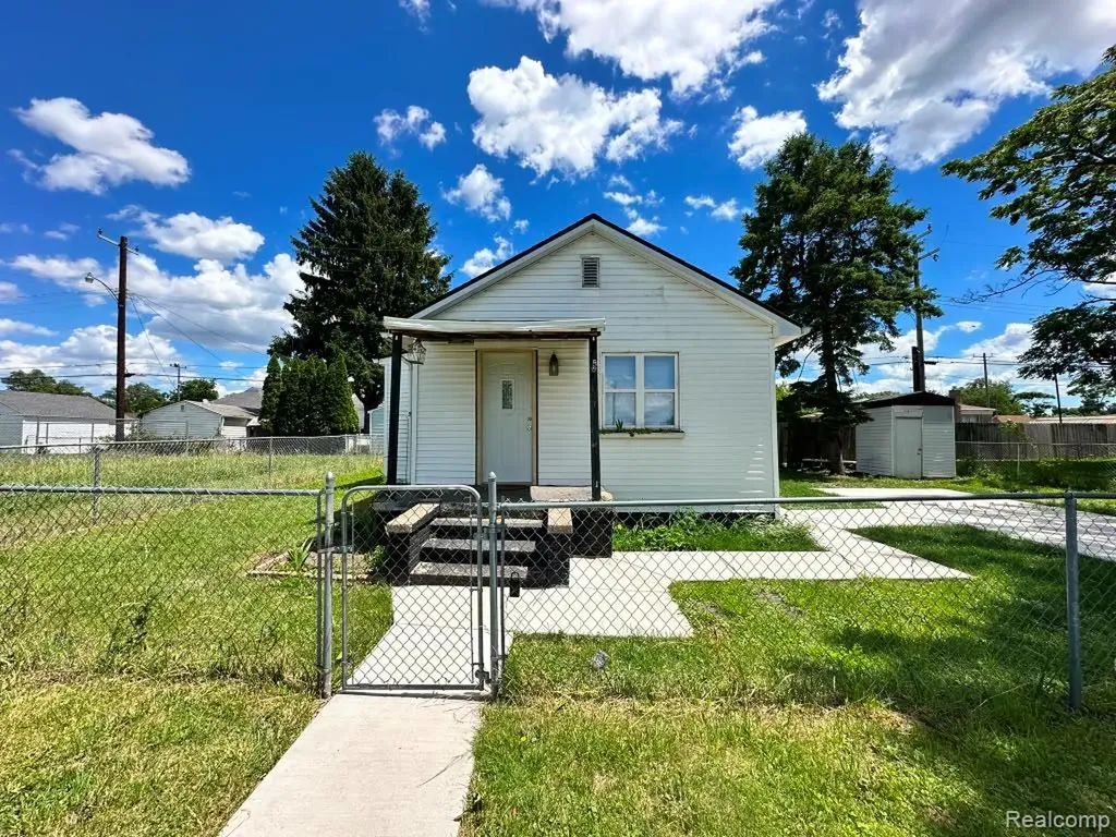 3441 S Edsel Street Detroit City MI 48217