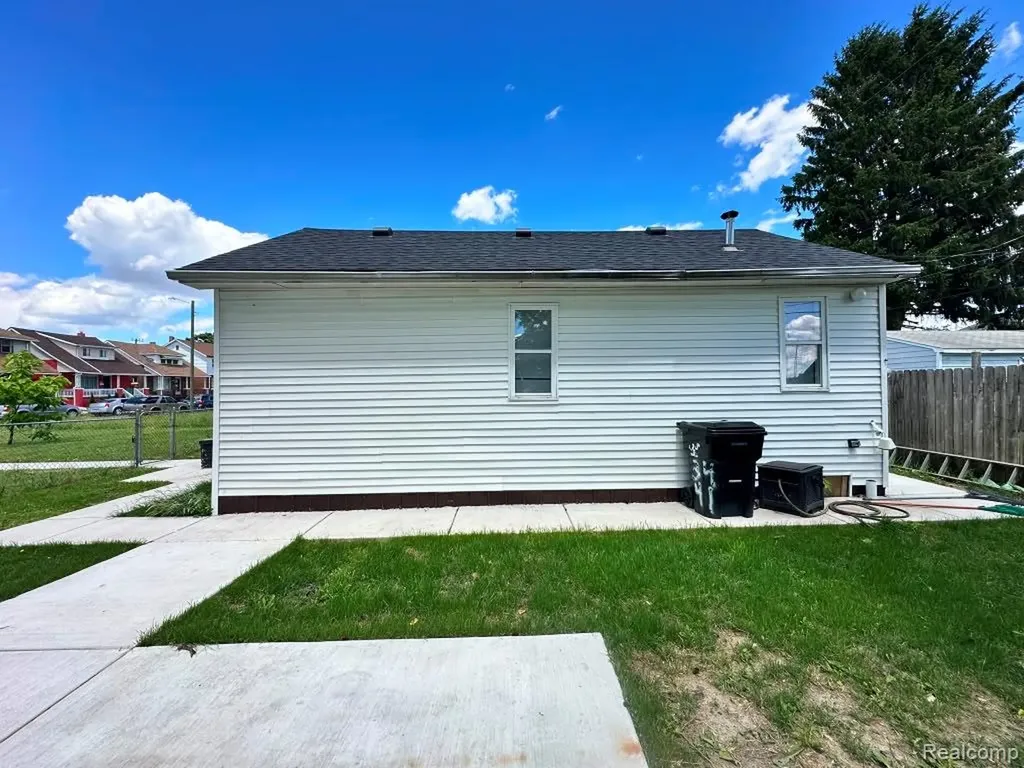 3441 S Edsel Street Detroit City MI 48217