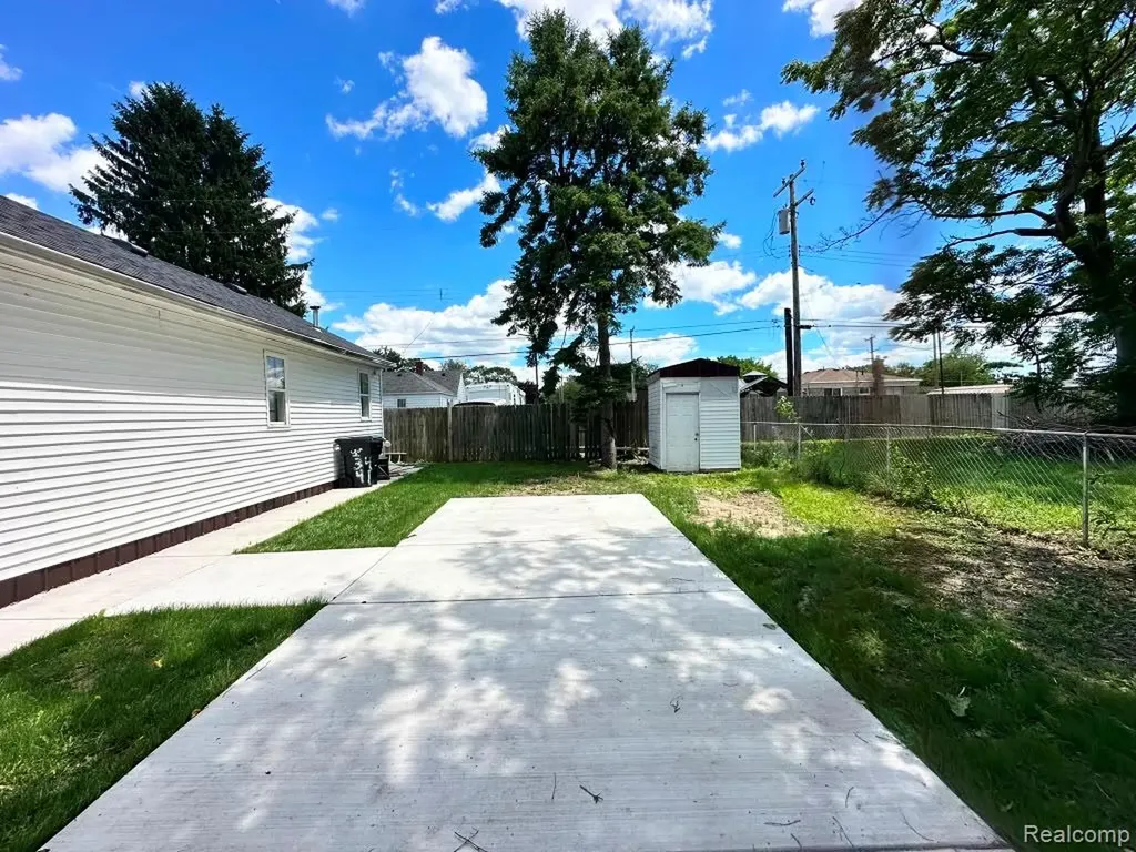 3441 S Edsel Street Detroit City MI 48217