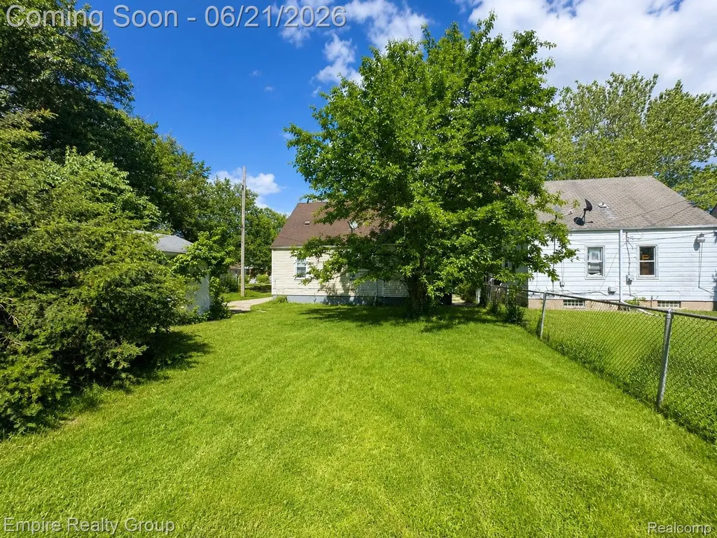 7815 Artesian Street Detroit City MI 48228