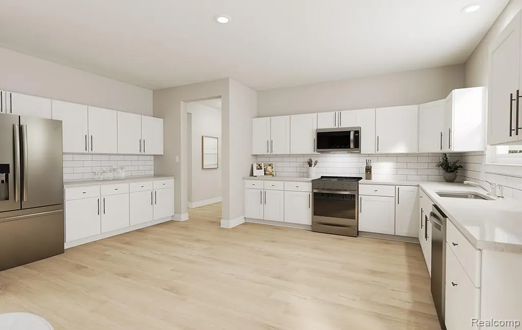 61737 Courtland Drive Lyon Charter Township MI 48178