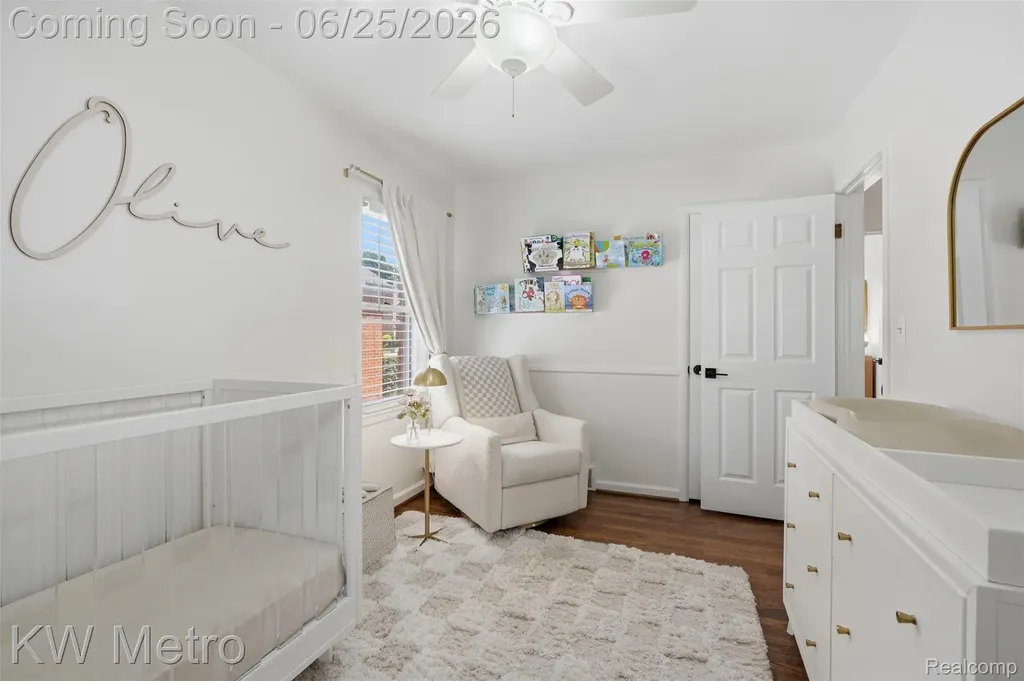 1210 Lyons Avenue Royal Oak City MI 48073