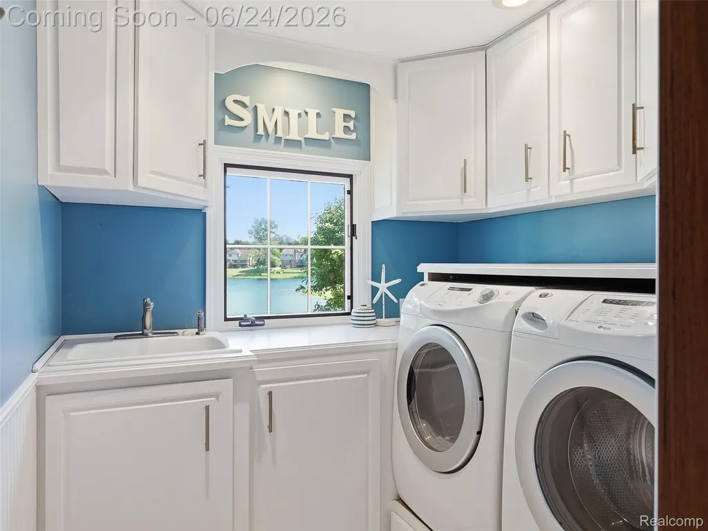 2463 Kimberly Fair Street Rochester Hills City MI 48309