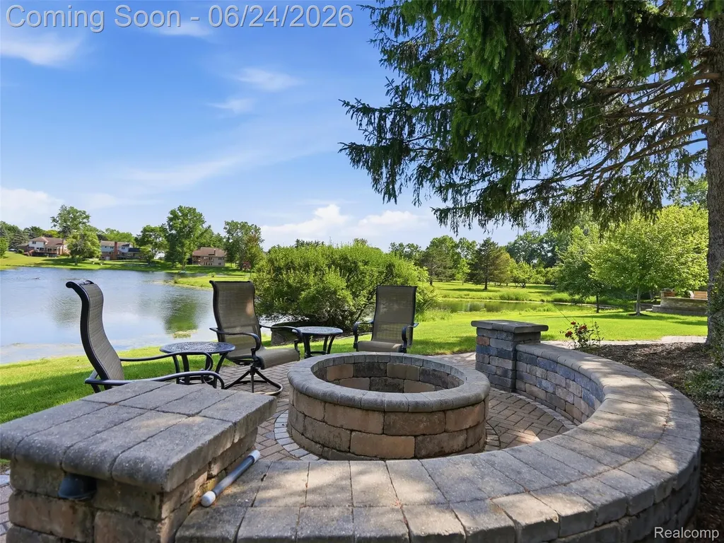 2463 Kimberly Fair Street Rochester Hills City MI 48309