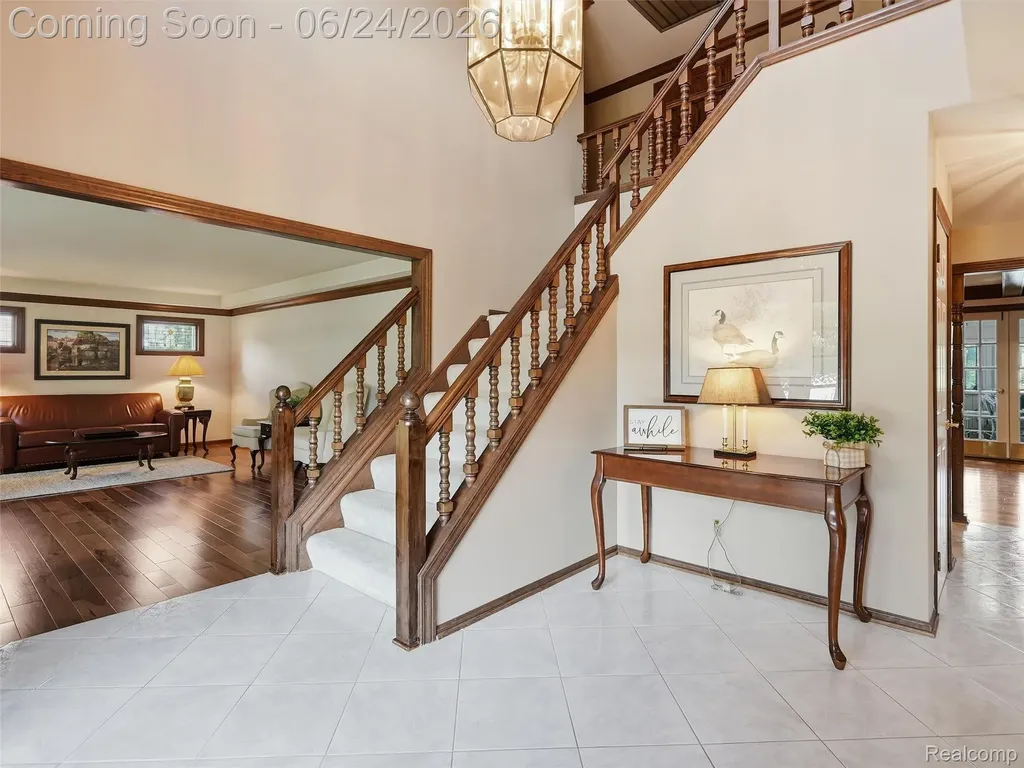 2463 Kimberly Fair Street Rochester Hills City MI 48309