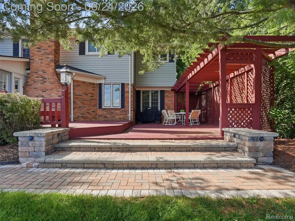 2463 Kimberly Fair Street Rochester Hills City MI 48309