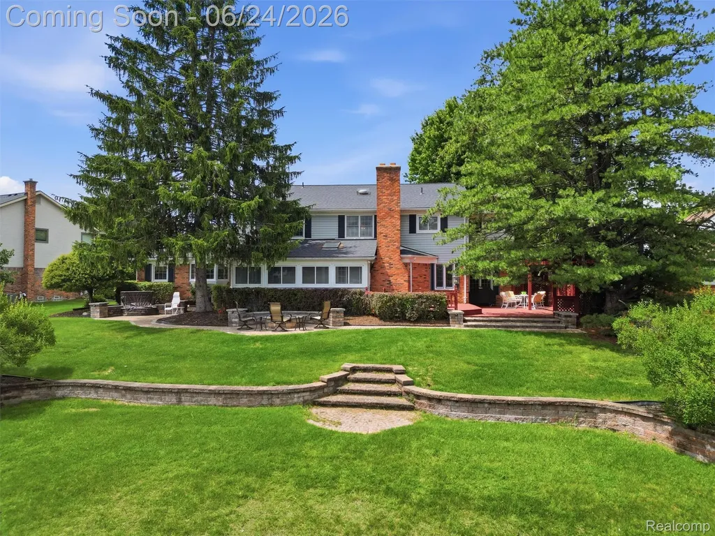 2463 Kimberly Fair Street Rochester Hills City MI 48309