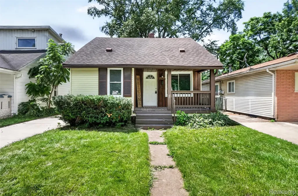 25505 Keeler Redford Charter Township MI 48239