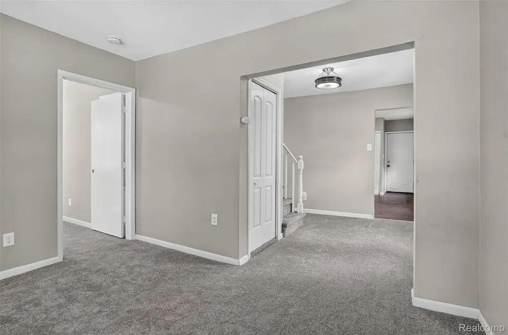 25505 Keeler Redford Charter Township MI 48239
