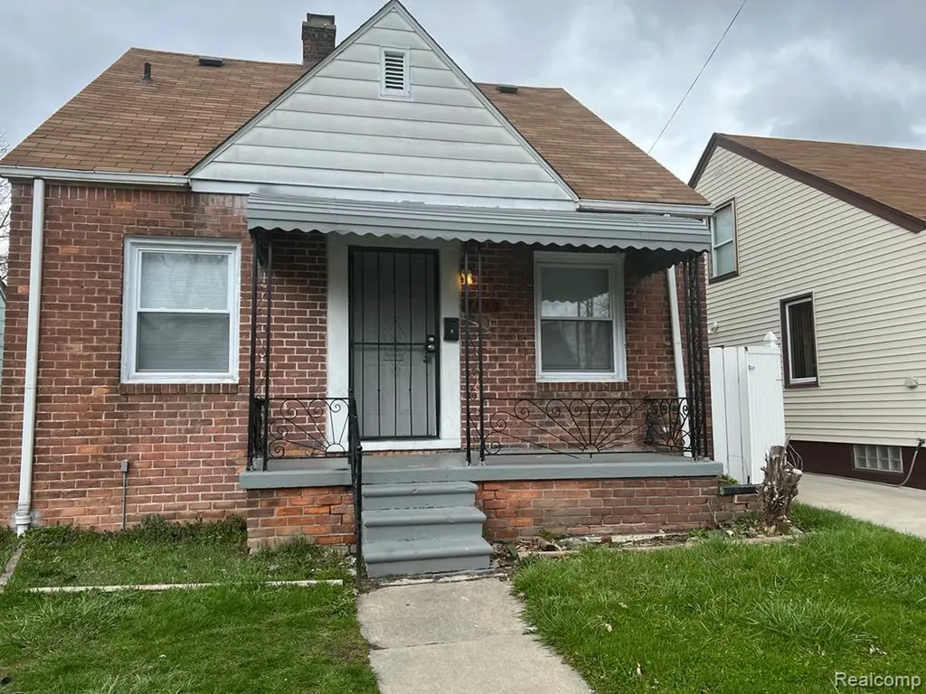 2460 S Deacon Street Detroit City MI 48217