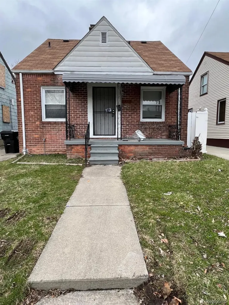 2460 S Deacon Street Detroit City MI 48217