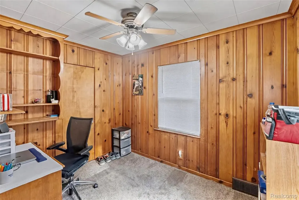 403 S Davison Street Davison City MI 48423