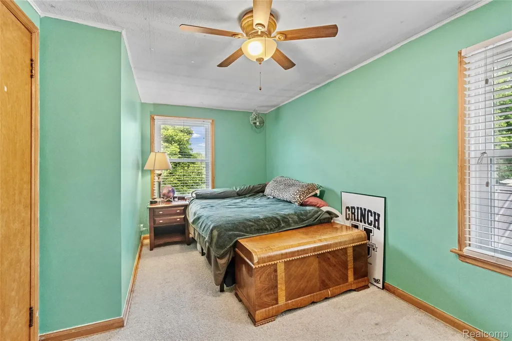 403 S Davison Street Davison City MI 48423