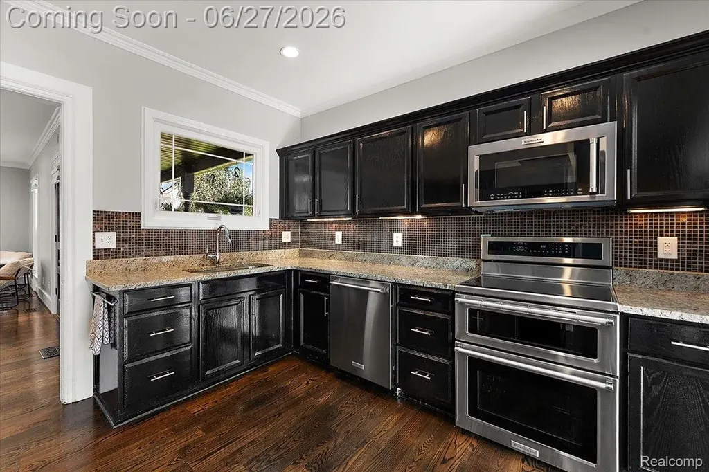 415 Yerkes Street Northville City MI 48167