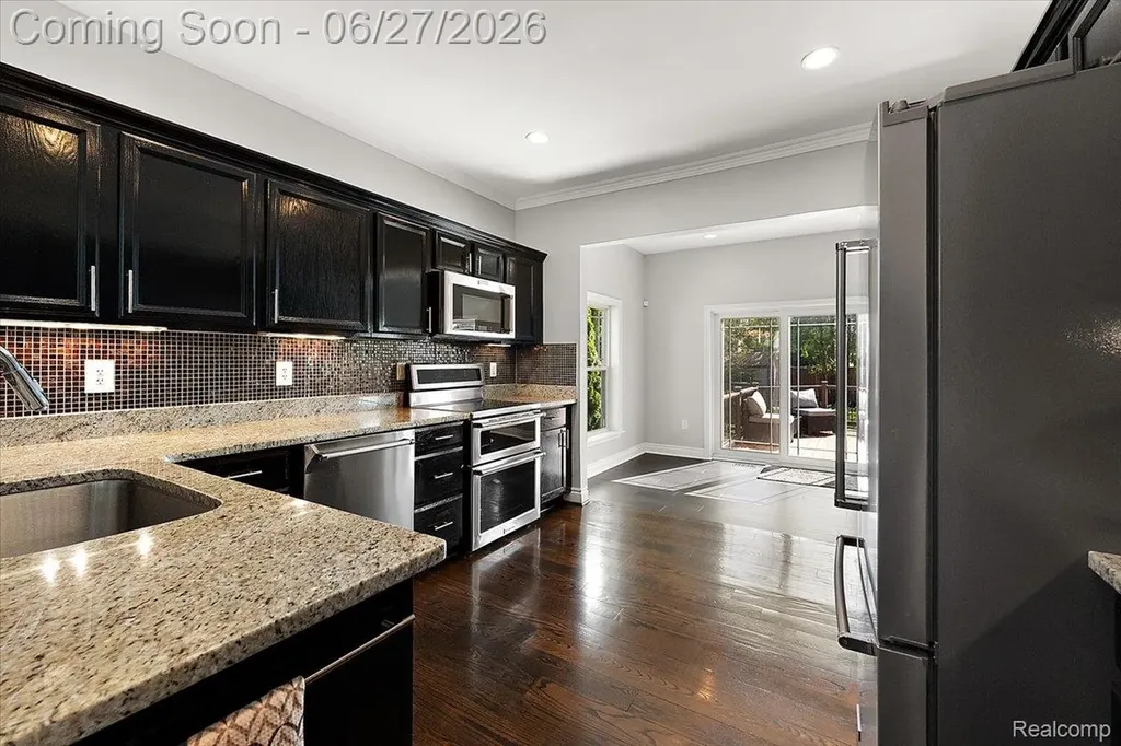 415 Yerkes Street Northville City MI 48167