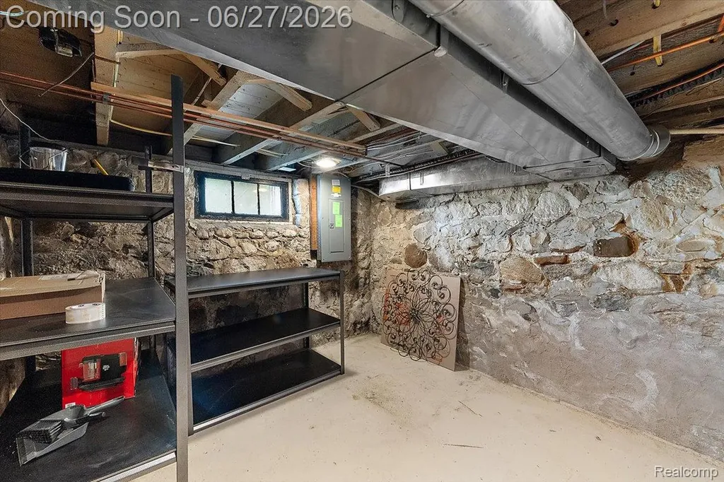 415 Yerkes Street Northville City MI 48167