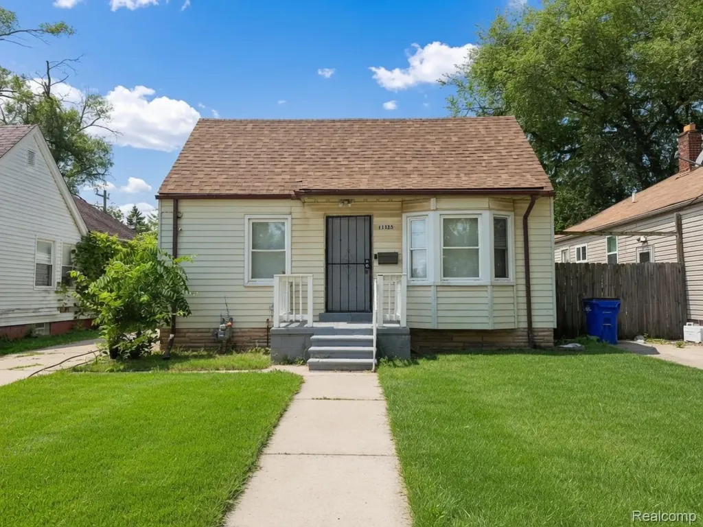 2241 Fullerton Street Detroit City MI 48238