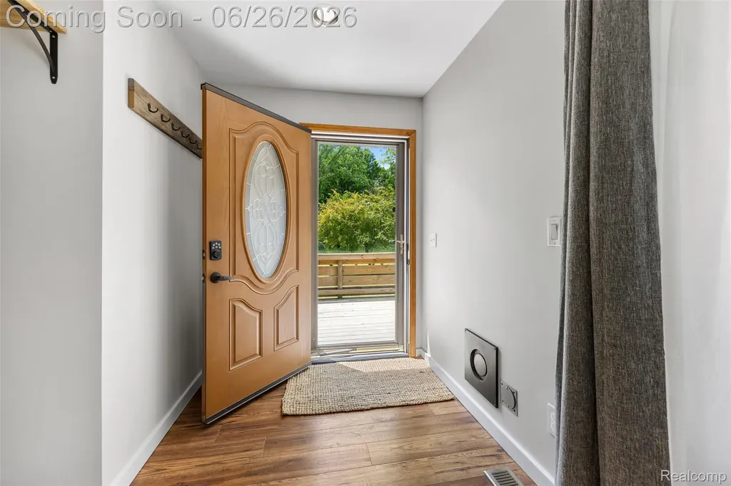 11997 Ruth Street Green Oak Township MI 48178