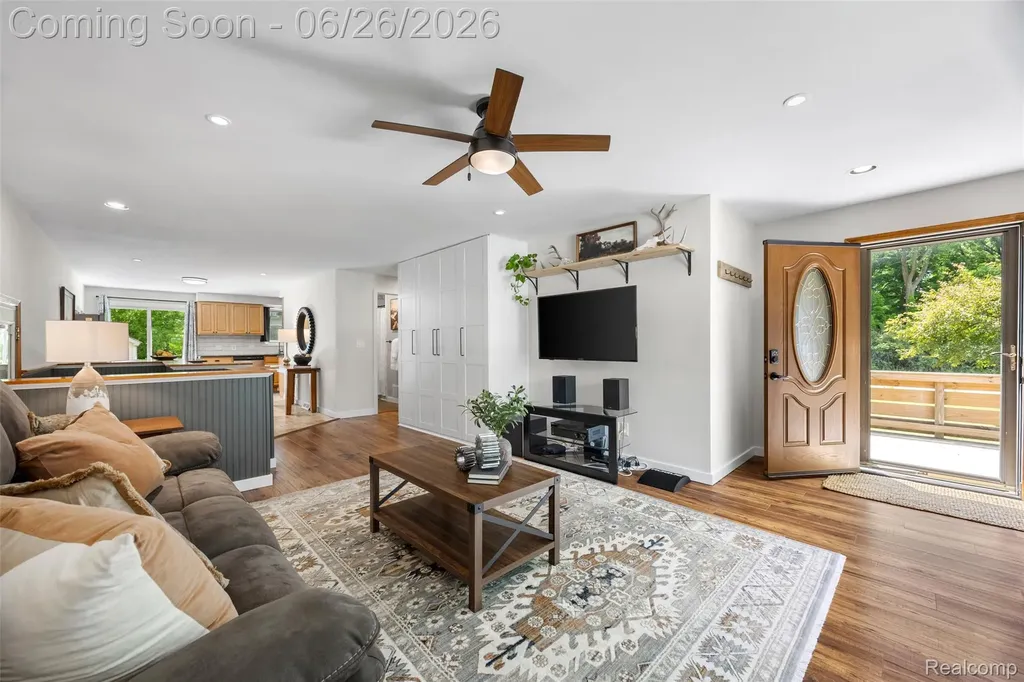 11997 Ruth Street Green Oak Township MI 48178