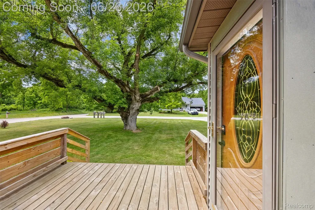 11997 Ruth Street Green Oak Township MI 48178