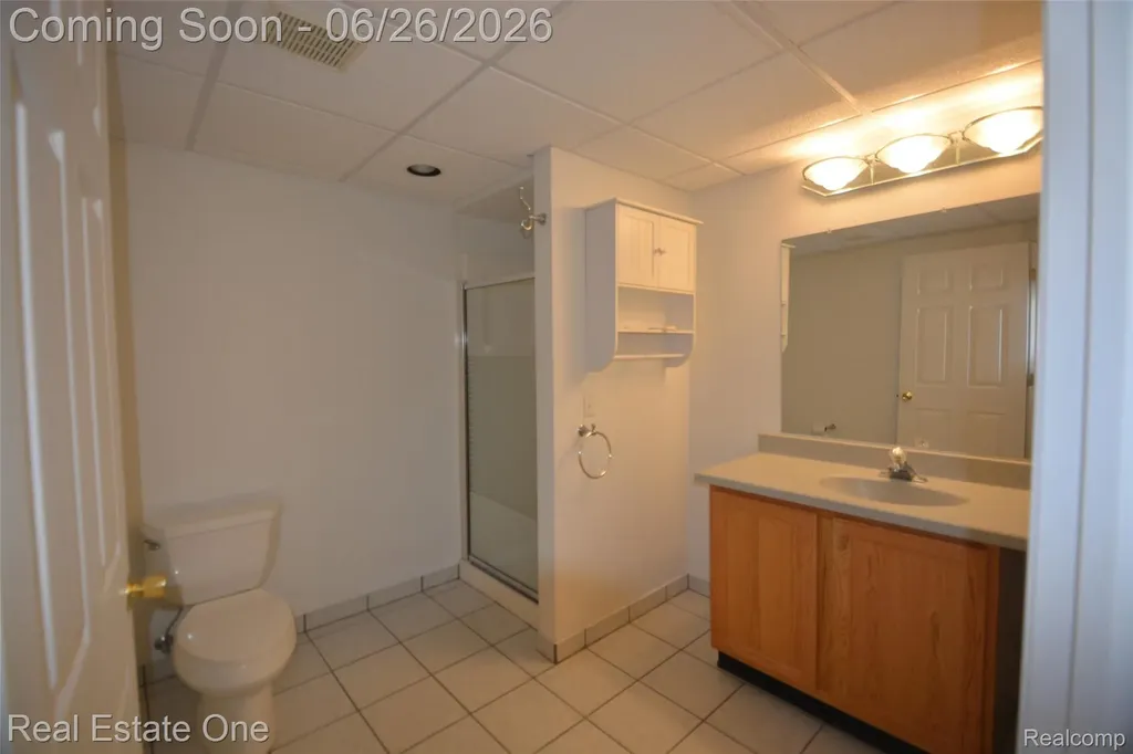 2140 W View Court Lake Orion Village MI 48360