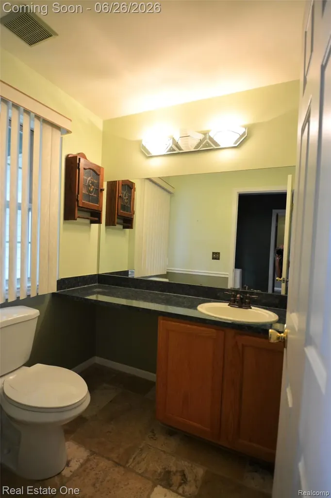 2140 W View Court Lake Orion Village MI 48360