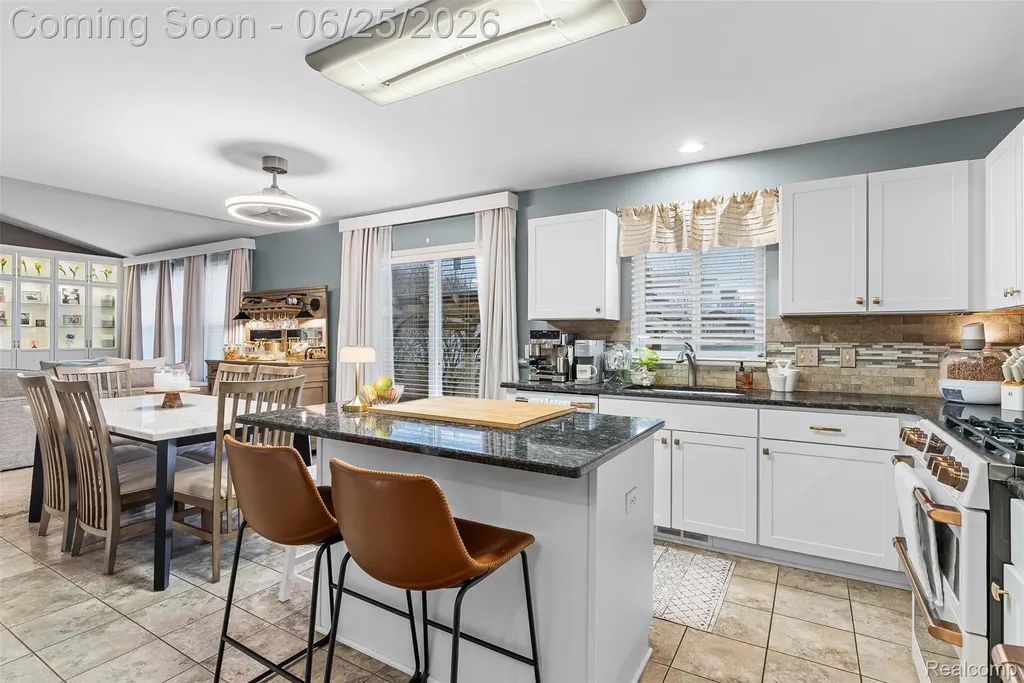 10140 Fieldway Trail Grand Blanc Charter Township MI 48442