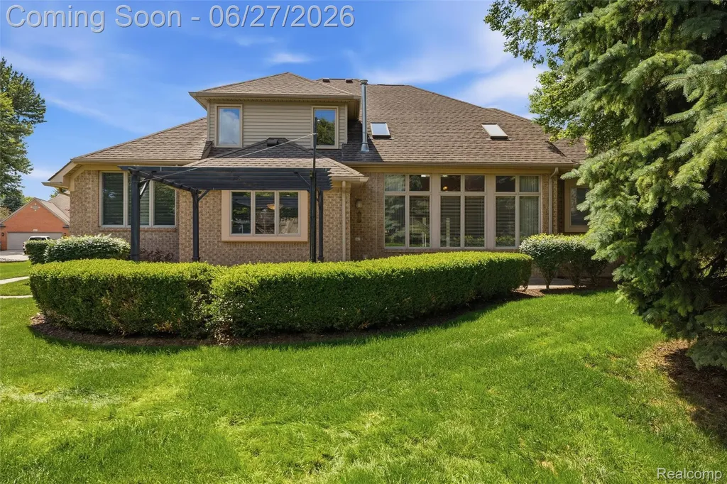 54138 Acadia Drive Macomb Township MI 48042