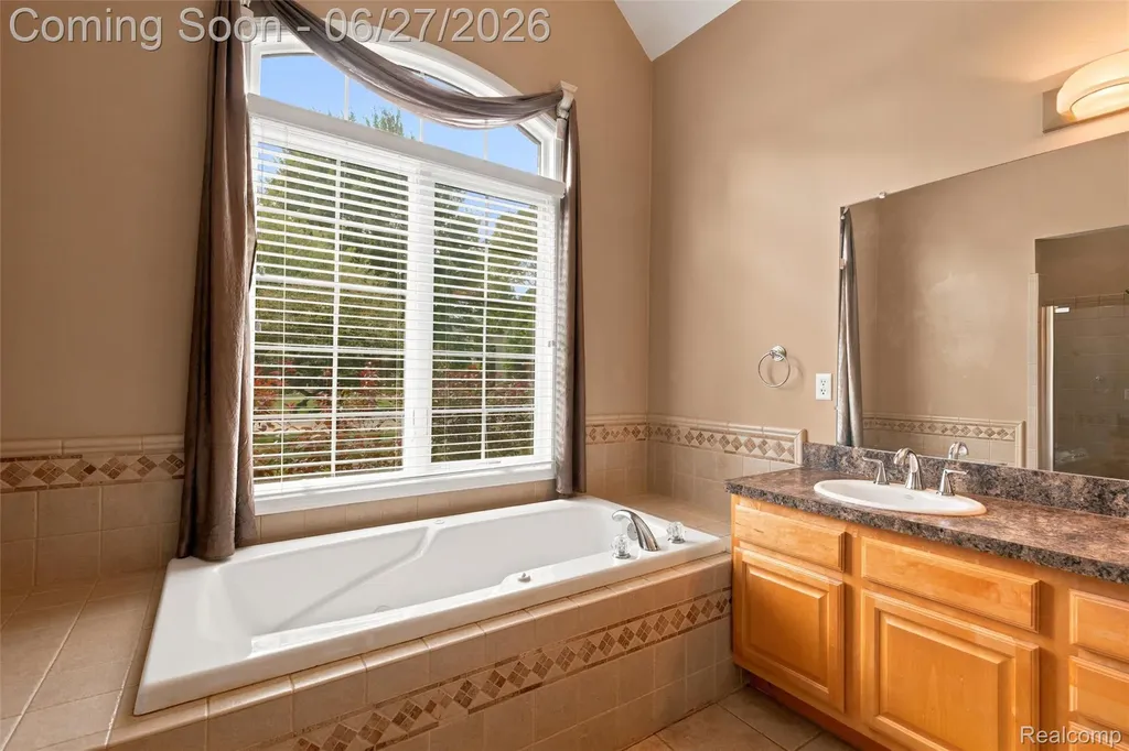 54138 Acadia Drive Macomb Township MI 48042