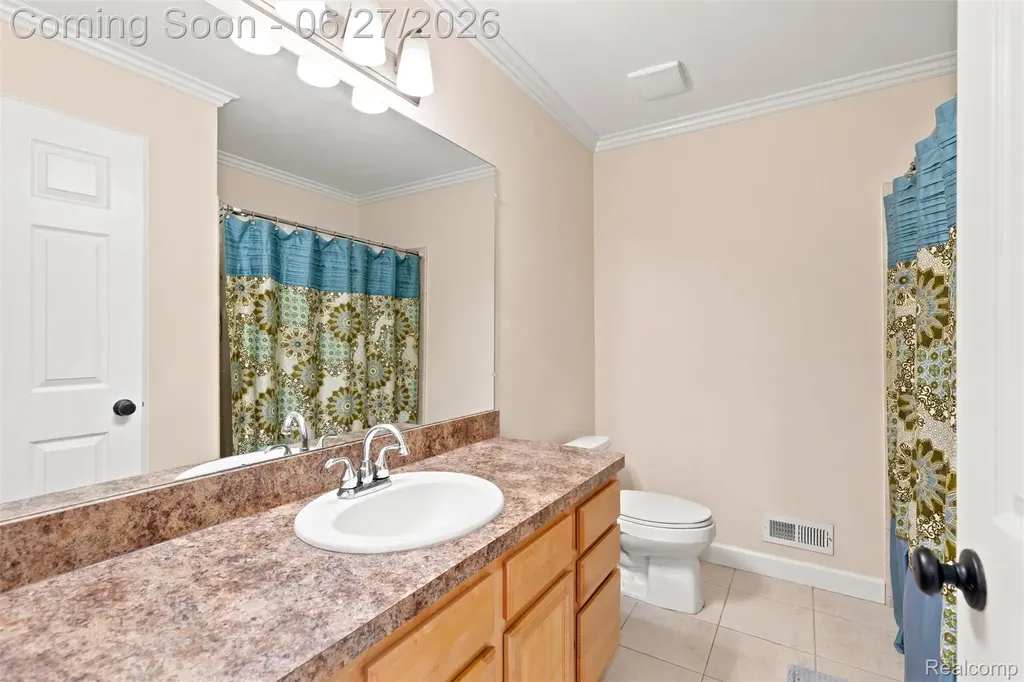 54138 Acadia Drive Macomb Township MI 48042