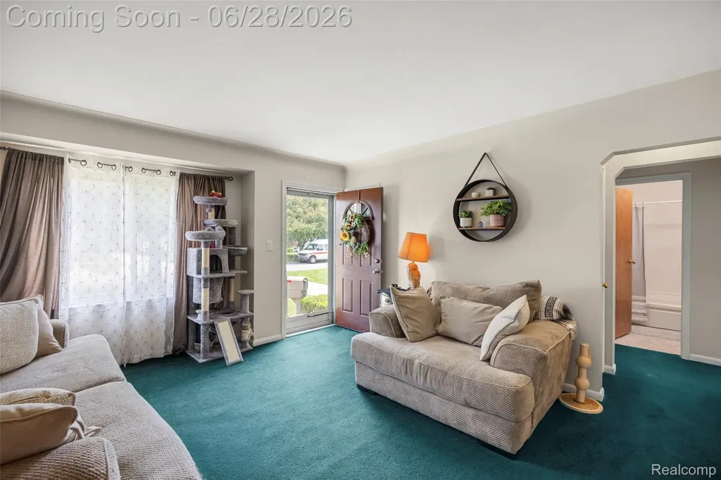5735 N Silvery Lane Dearborn Heights City MI 48127